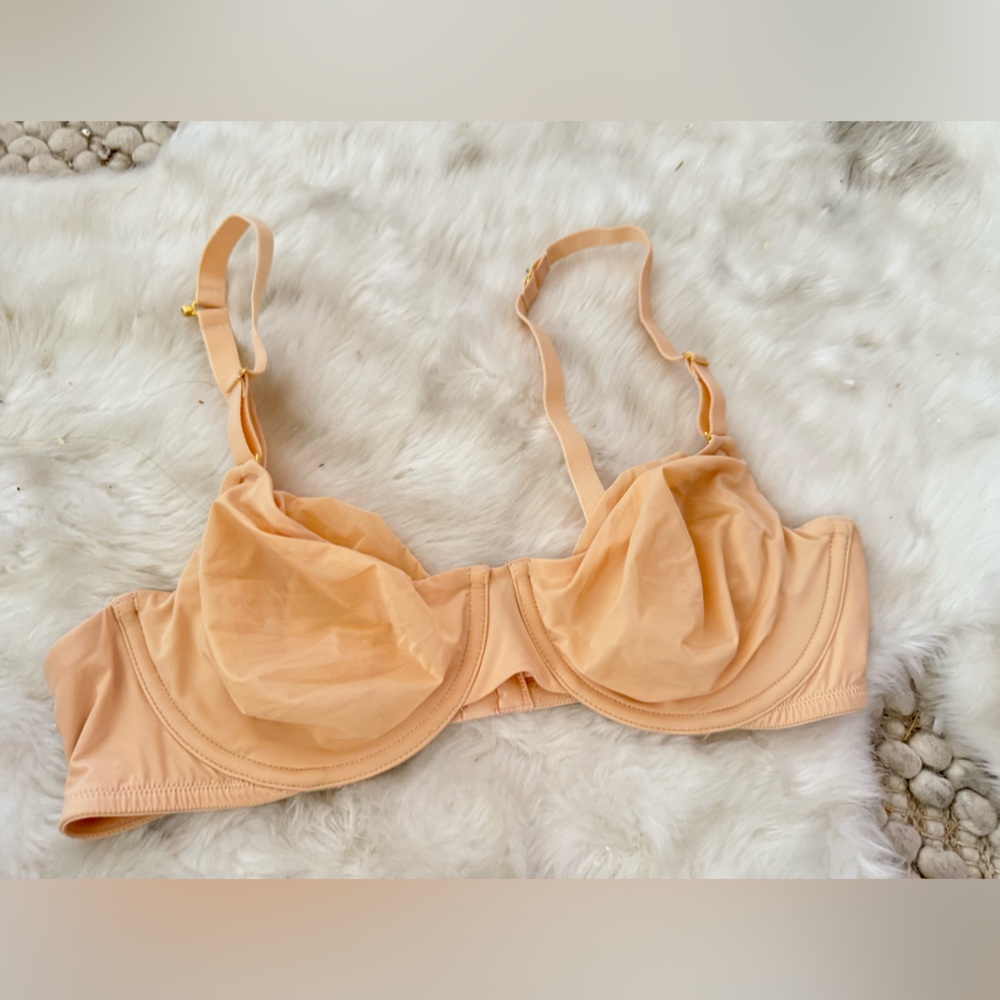 Lively underwire bra 38C